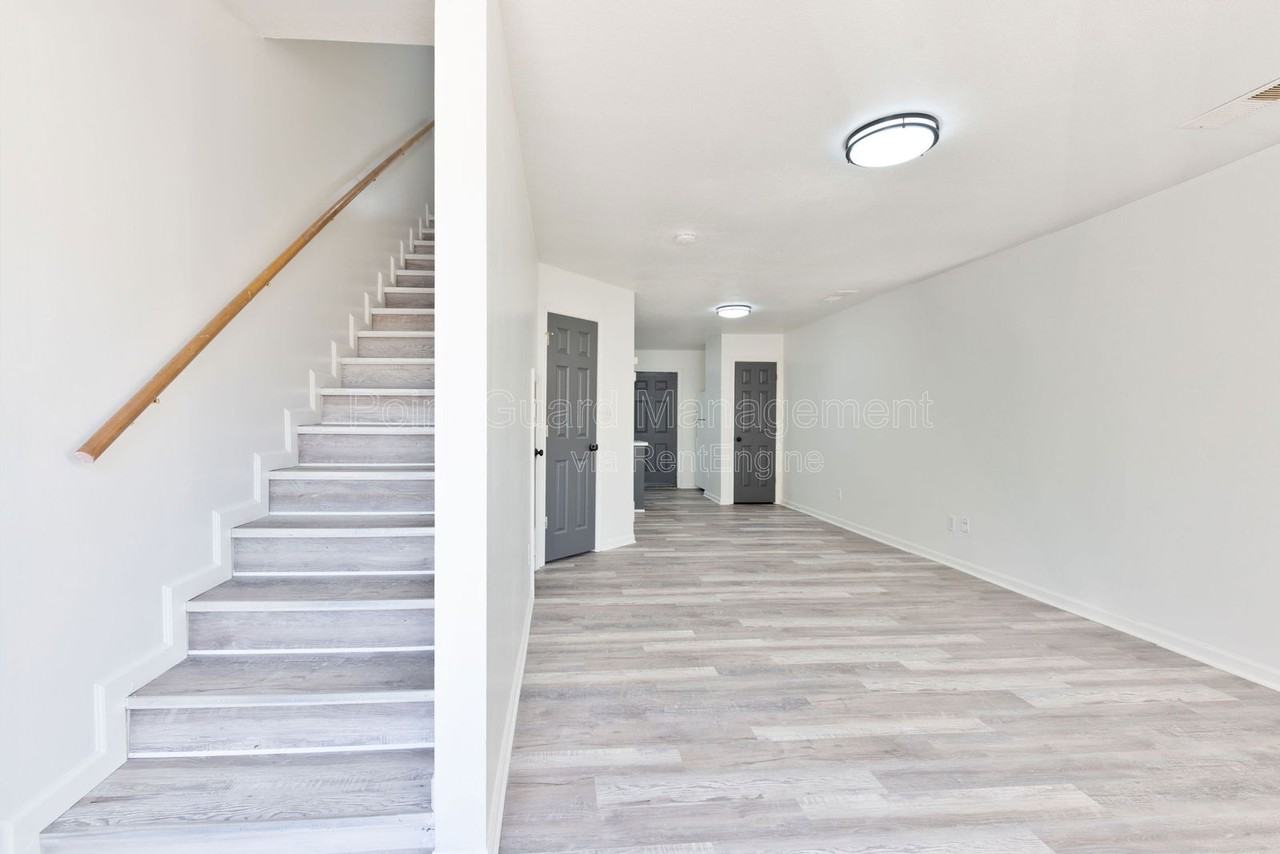 955 Leroy St #3 - Photo 2 of 30