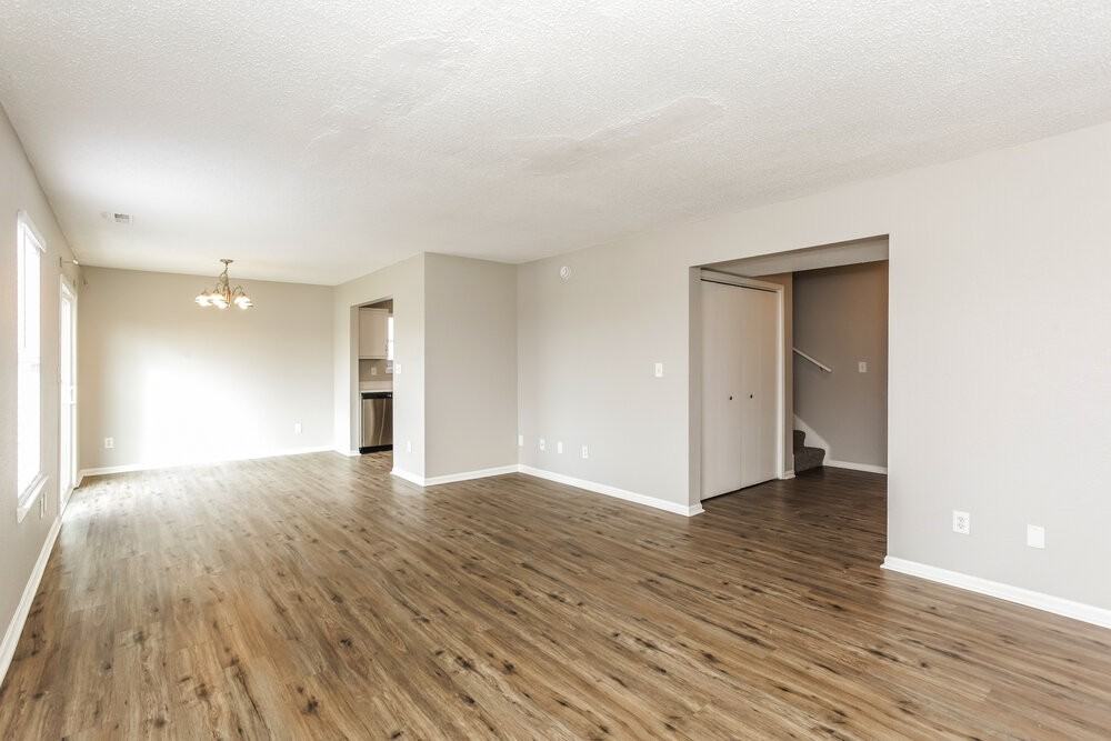 2828 Mingo Ct - Photo 6 of 17