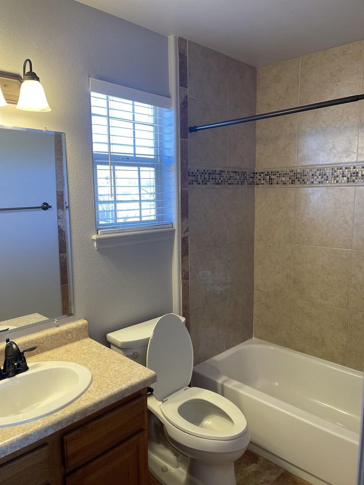 2981 Redbud Ct #8795831 - Photo 4 of 36