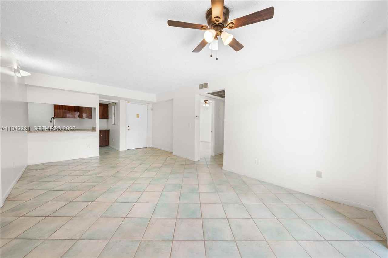 20905 Ne 8th Ct #101-36 - Photo 7 of 37