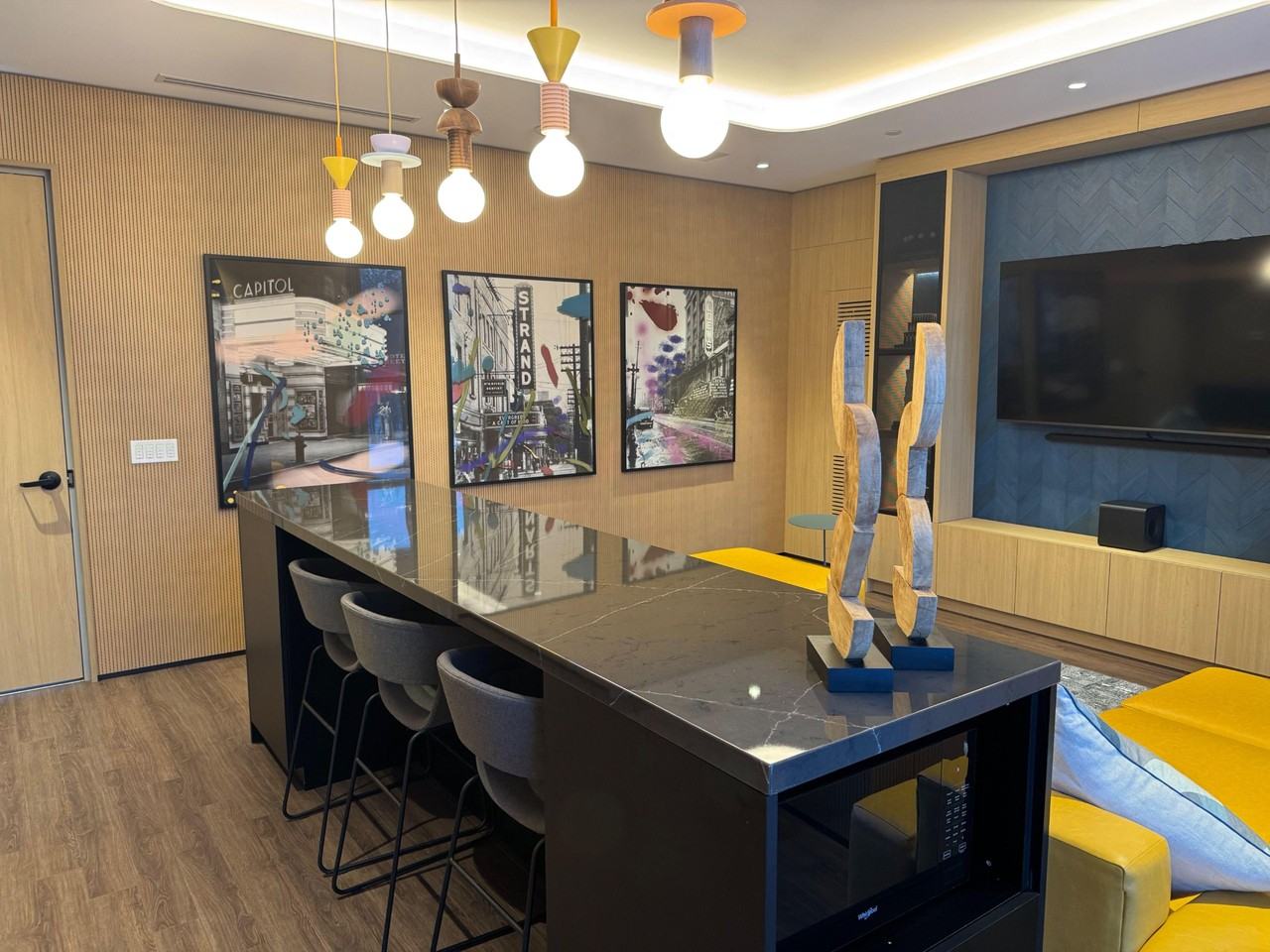 750 Whitlock Ave #707 - Photo 3 of 28