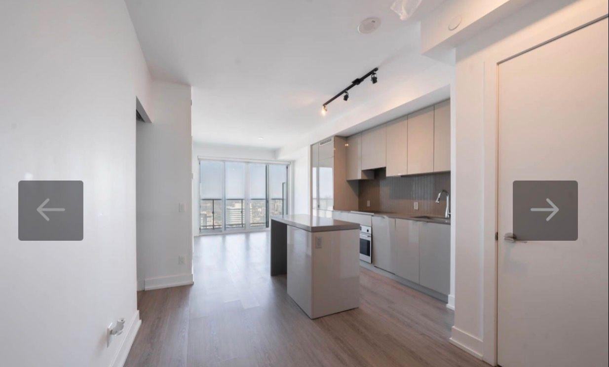 7 Grenville St #5206 - Photo 2 of 24