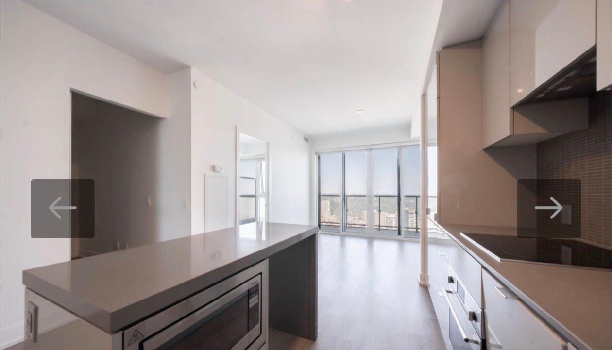 7 Grenville St #5206 - Photo 3 of 24