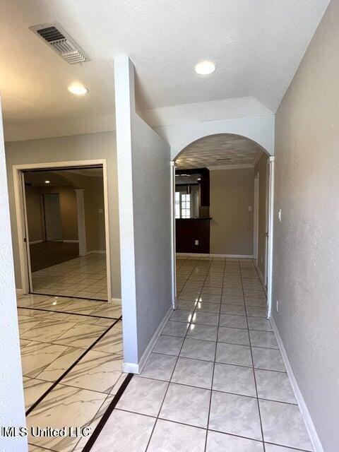 19 Stratford Pl - Photo 2 of 30