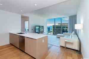 featured image of 1001 Queen St #4005