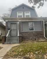 featured image of 824 Tyler St