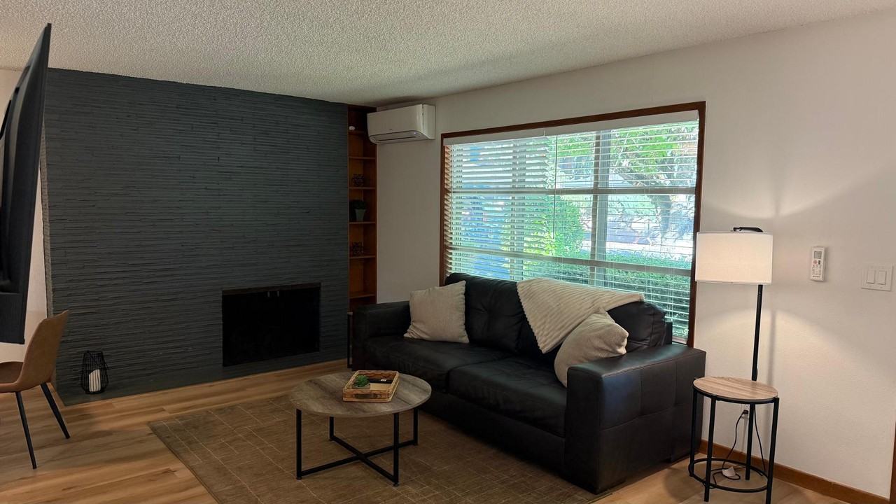 1612 Nw 109th St - Photo 6 of 13