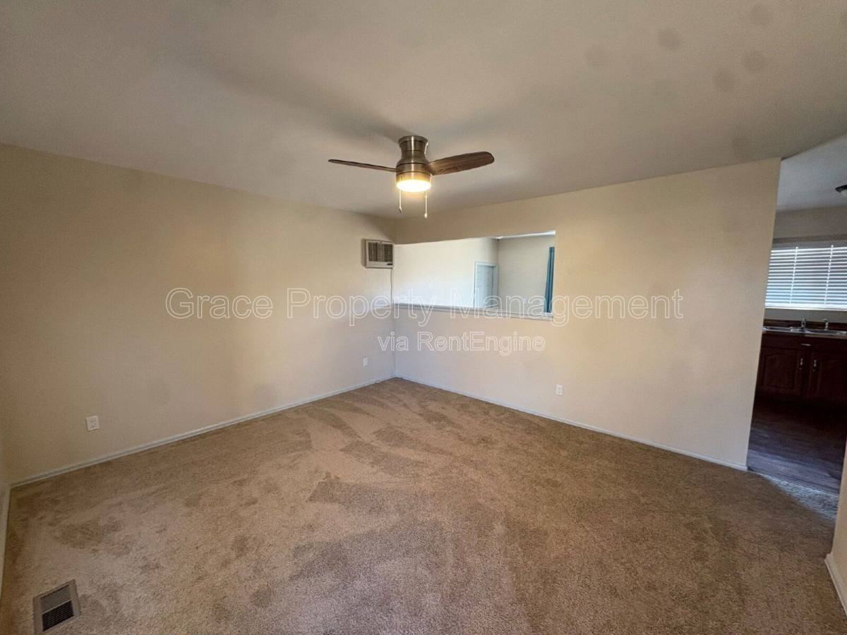 17603 E Hawaii Pl - Photo 3 of 10