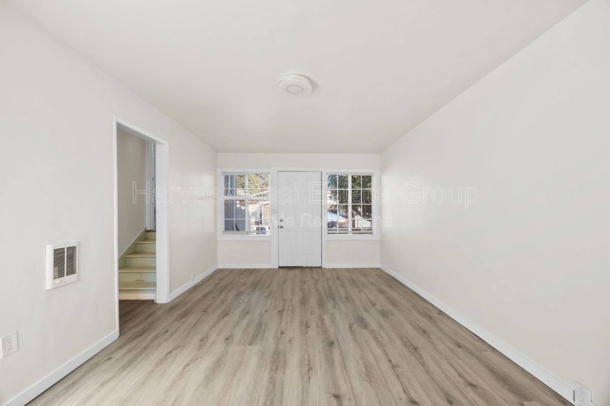 3947 Angelo Ave - Photo 3 of 10