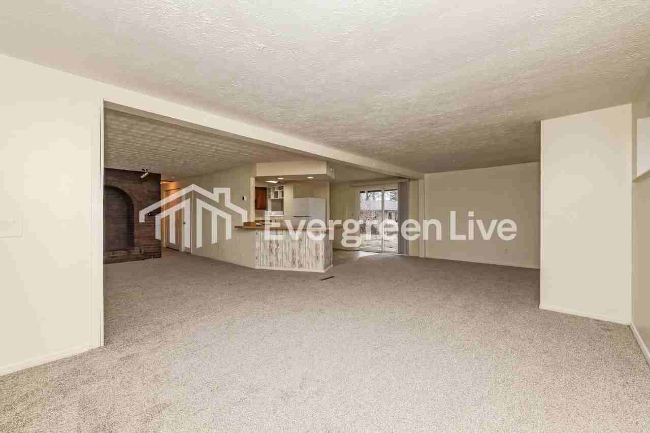 6282 Old Troy Pike - Photo 5 of 15