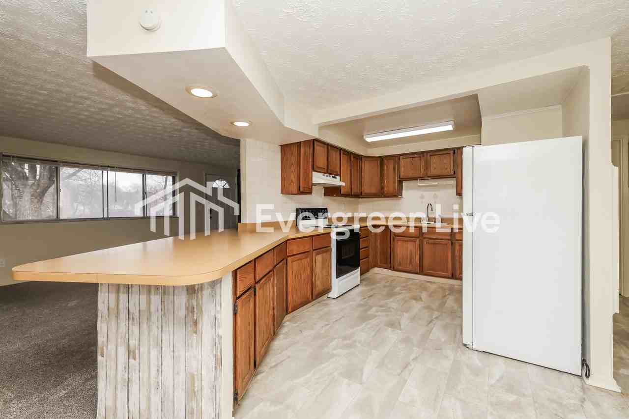 6282 Old Troy Pike - Photo 7 of 15