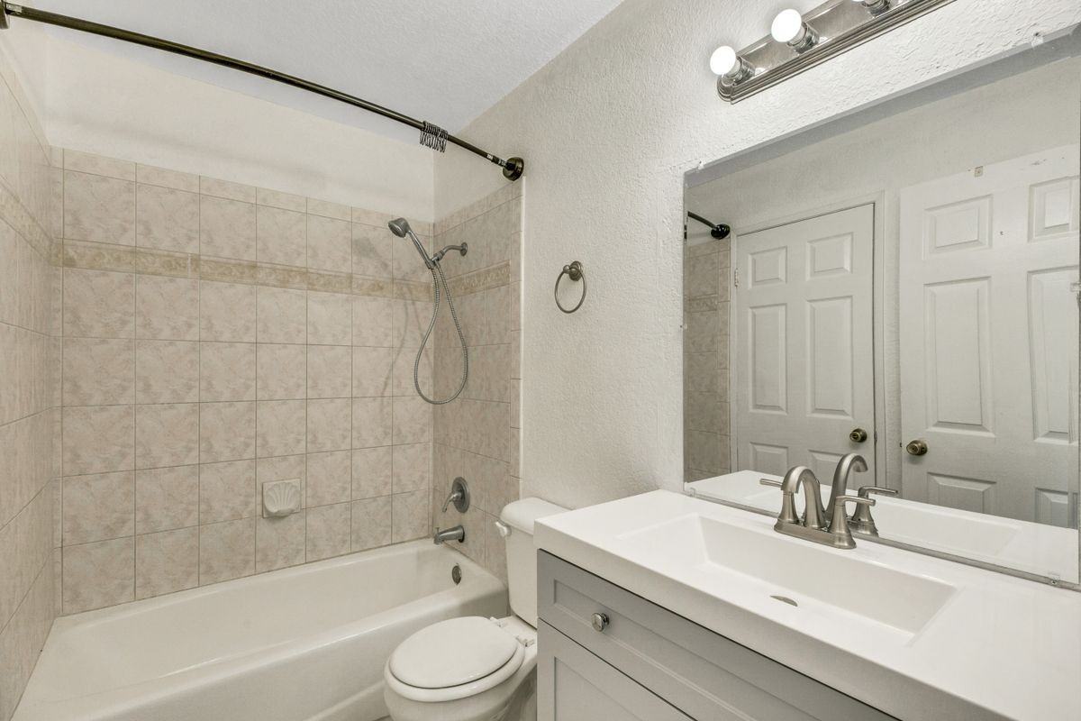 2006 Illinois St - Photo 7 of 23