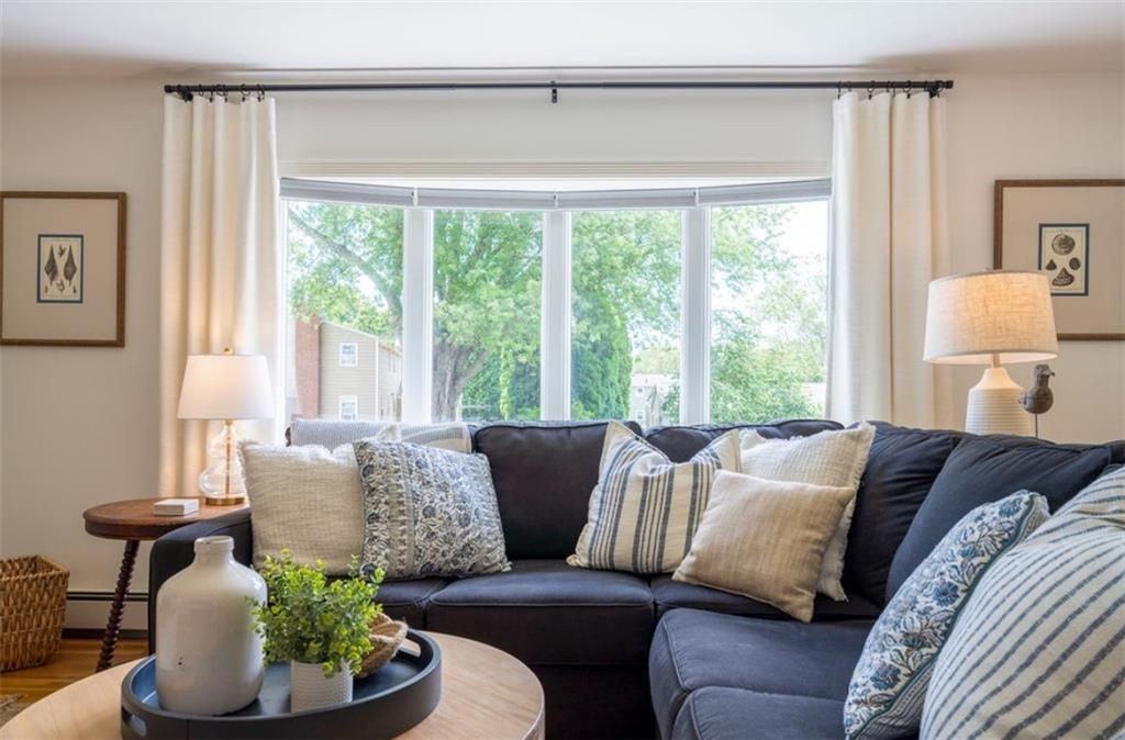 11 Hillview Dr - Photo 5 of 50