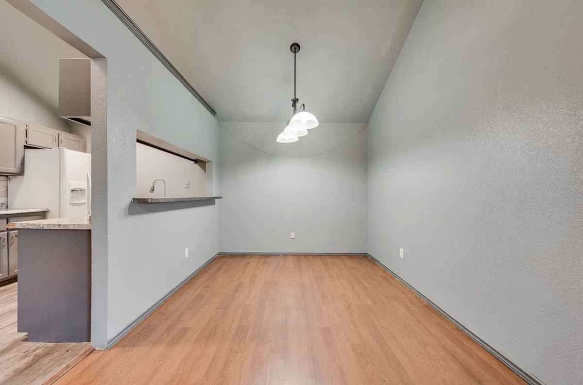 9112 Coral Ln - Photo 6 of 14