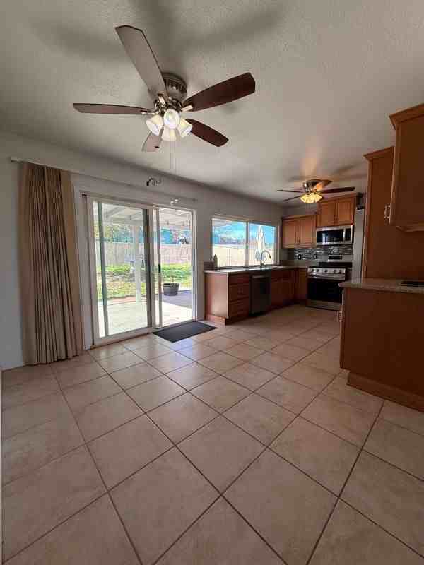 308 Muir Ave - Photo 4 of 6