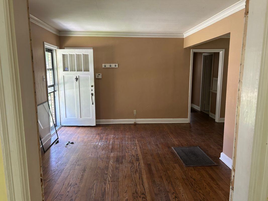 1051 Mount Vernon Rd - Photo 2 of 8