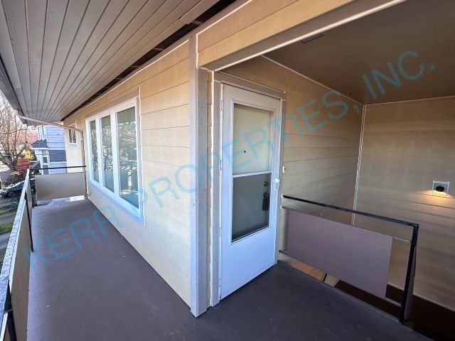 5419 Se 17th Ave - Photo 3 of 19