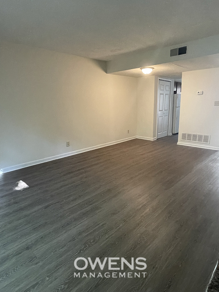 2497 Hidden Cove Ct Apt D - Photo 7 of 9