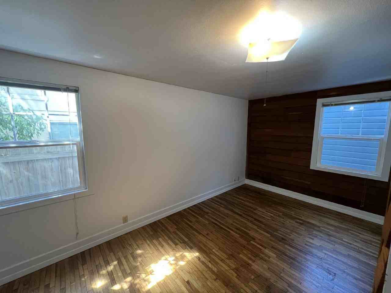 318 E 15th Ave - Photo 7 of 9