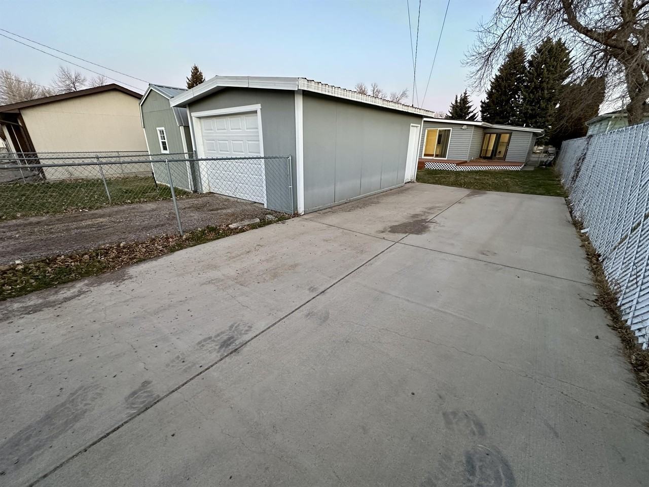 3448 8th Ave N - Photo 4 of 24