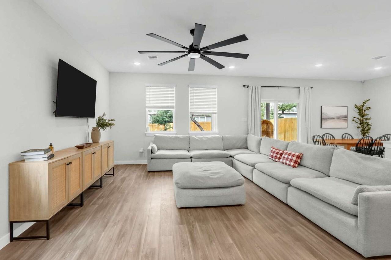 14543 Camino Way - Photo 7 of 31