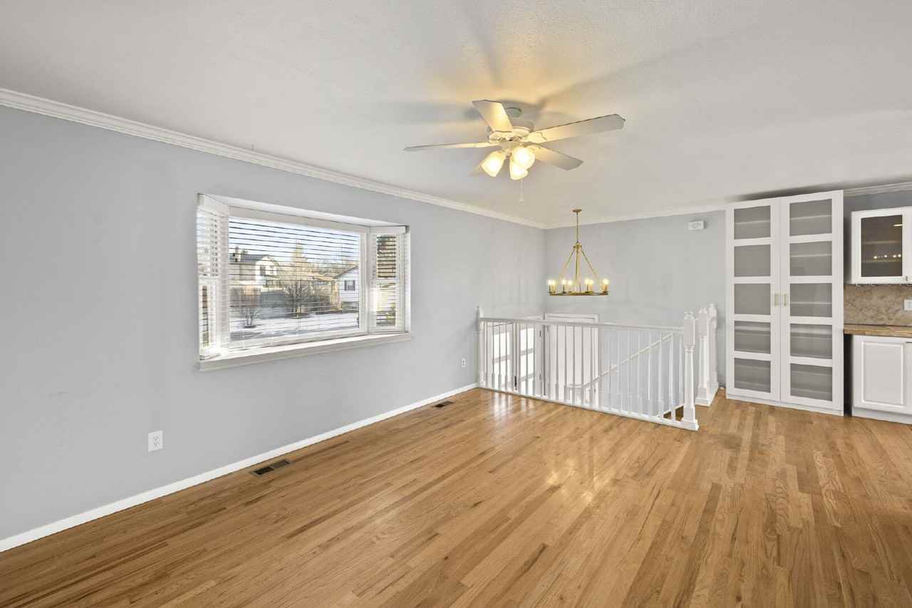 304 Cielo Vista St - Photo 6 of 43