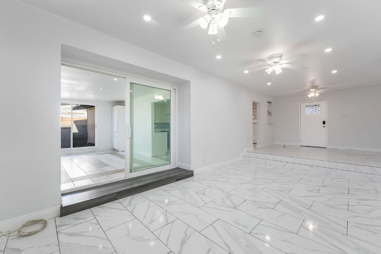 2104 Santa Rita Dr - Photo 4 of 28