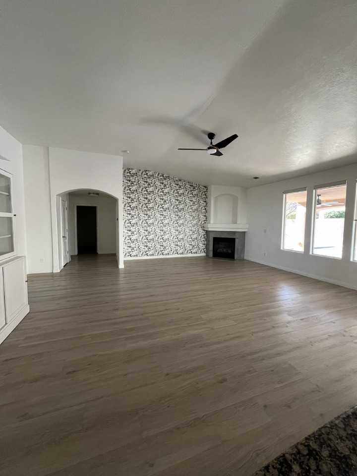 1936 S 2700 East Cir - Photo 5 of 25