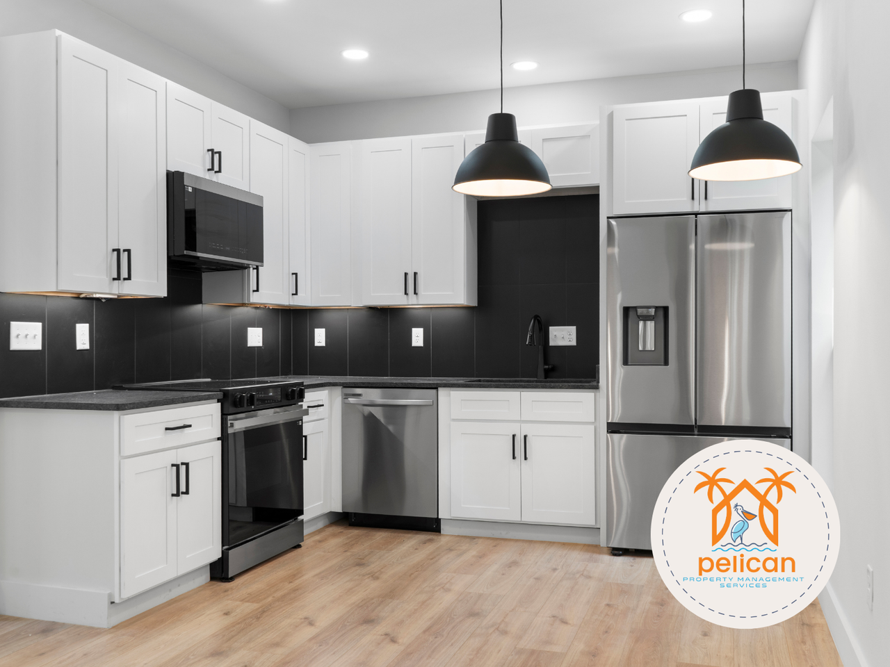 921 N F St - Photo 2 of 26