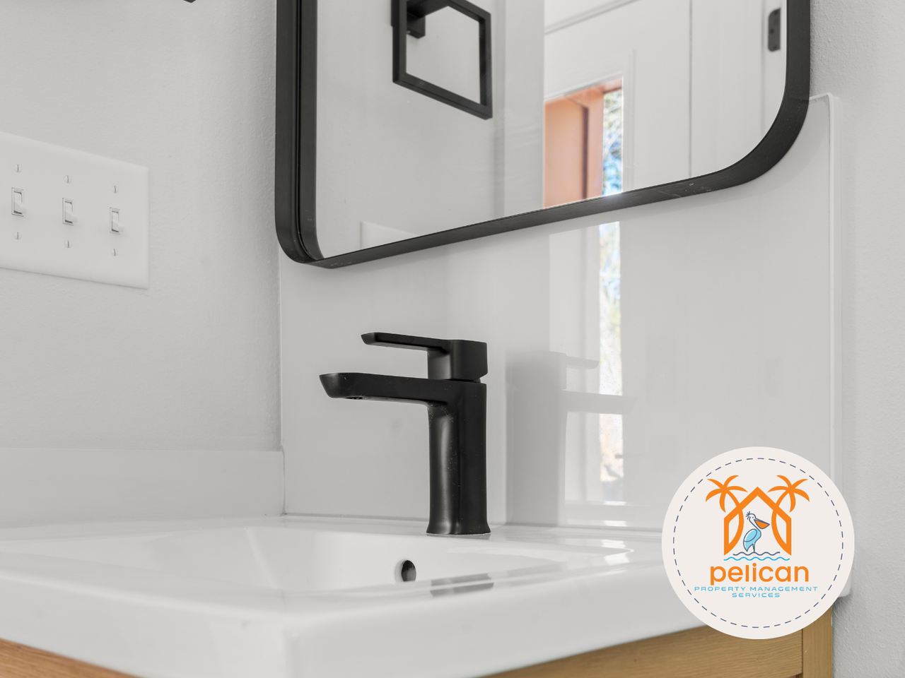 923 W Lloyd St - Photo 4 of 27