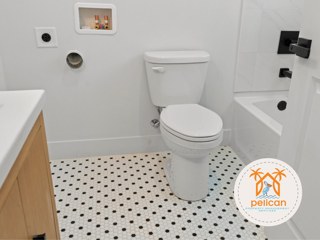 923 W Lloyd St - Photo 6 of 27