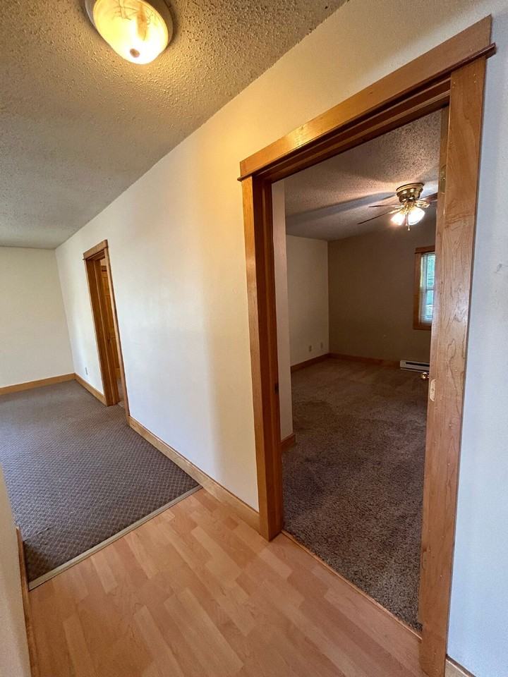 410 1/2 5th Ave - Photo 7 of 16