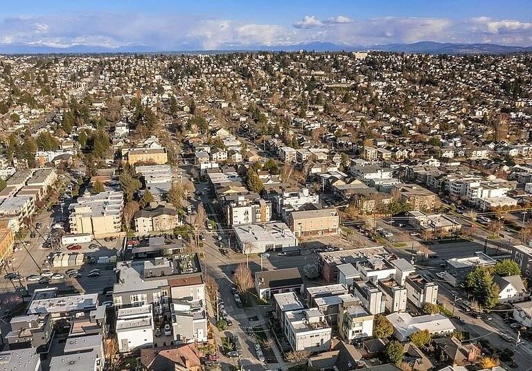 1509B Nw 64th St - Photo 5 of 29