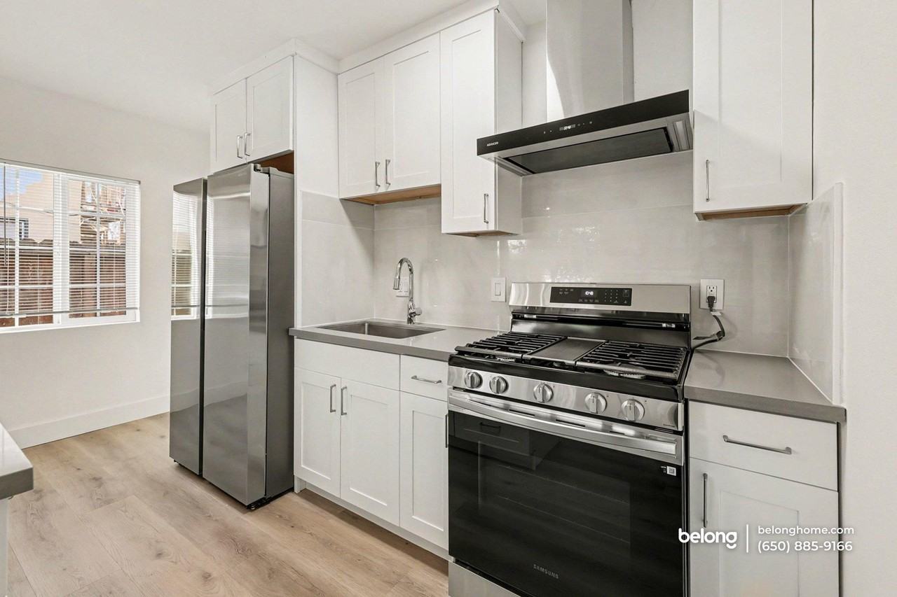 2340 Rheem Ave - Photo 6 of 15