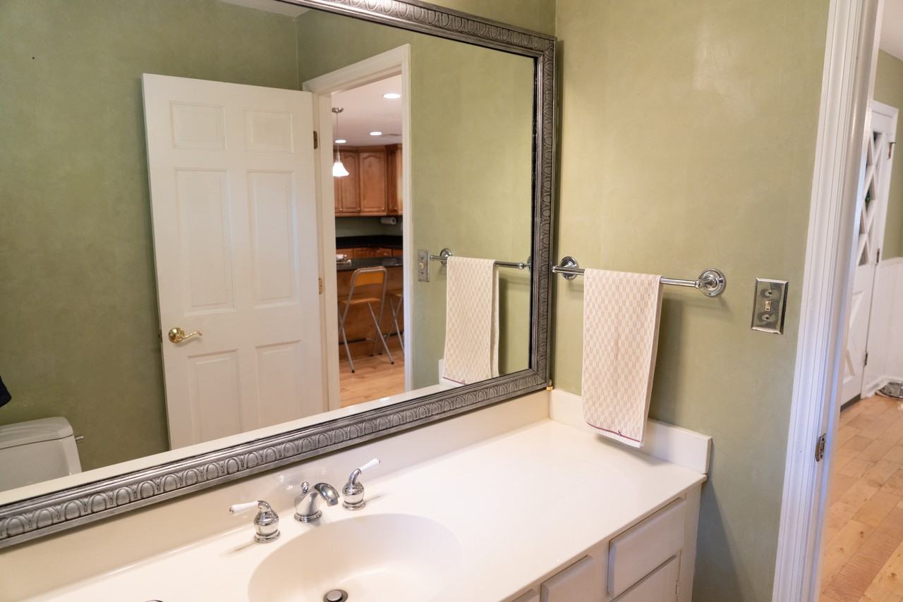 745 Nile Dr - Photo 2 of 20