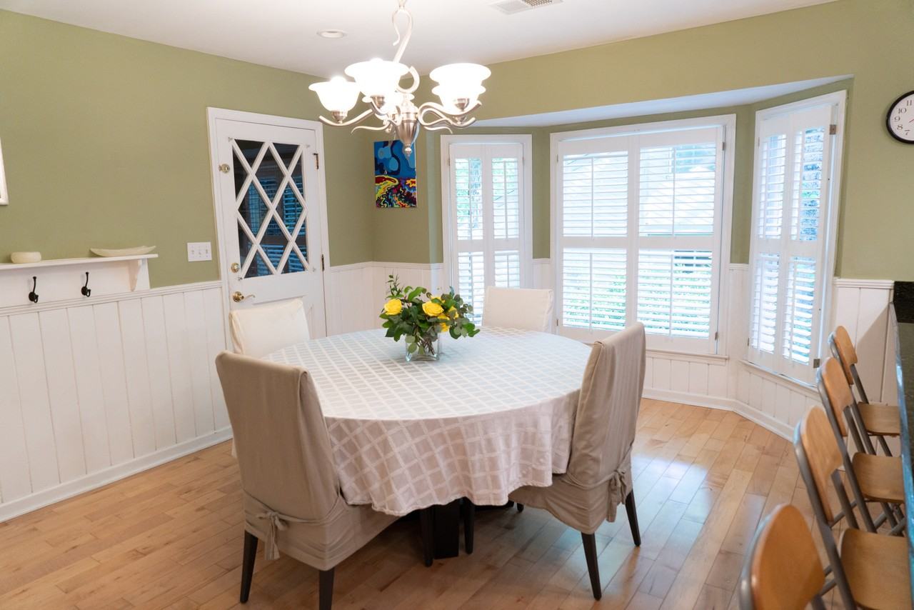 745 Nile Dr - Photo 2 of 20