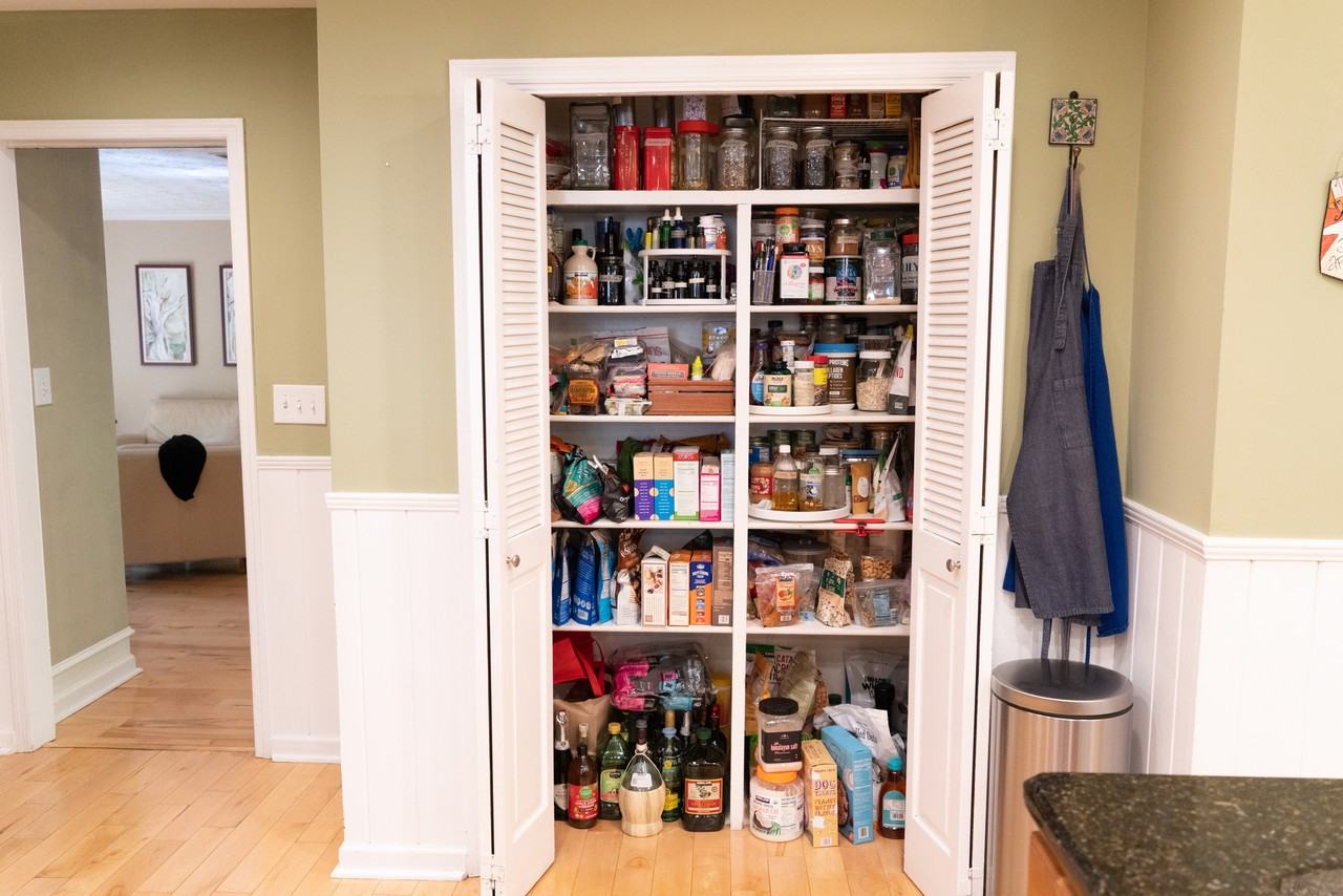 745 Nile Dr - Photo 4 of 20