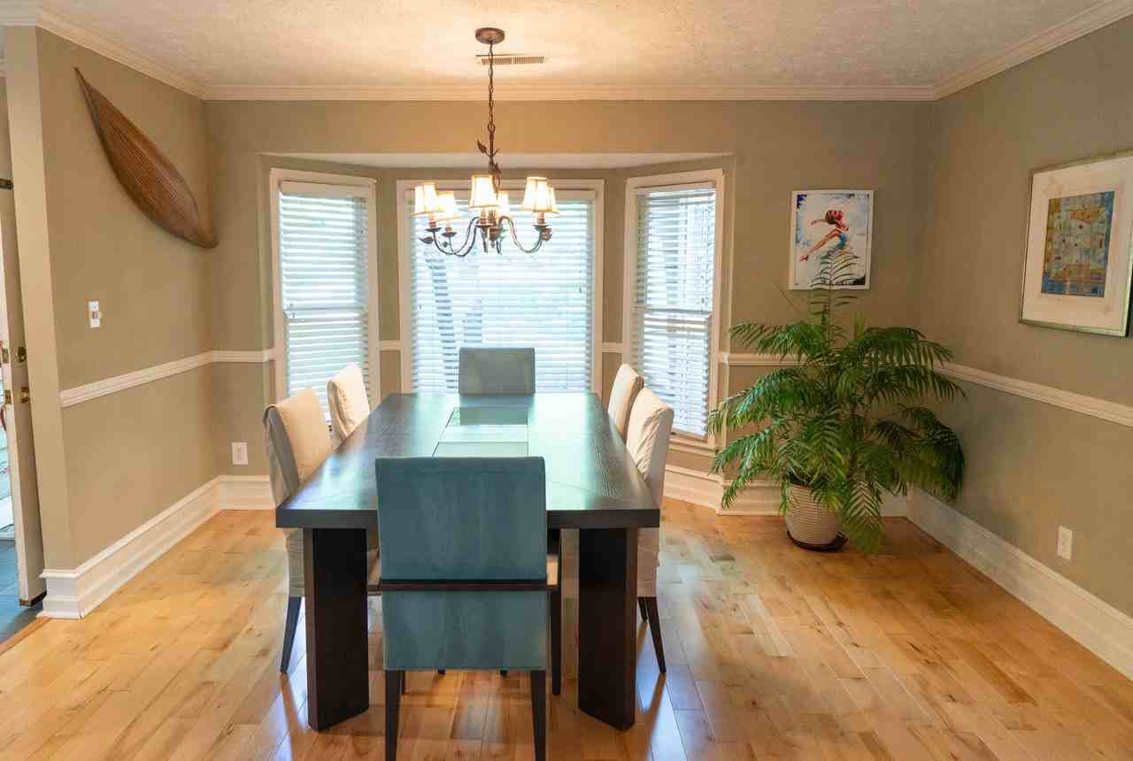 745 Nile Dr - Photo 4 of 20