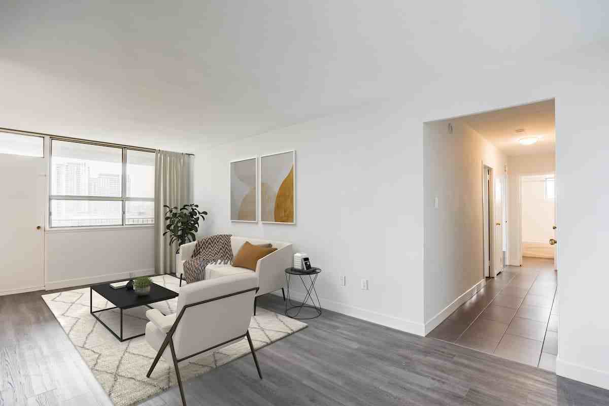 Evans Apartments - Photo 4 of 14