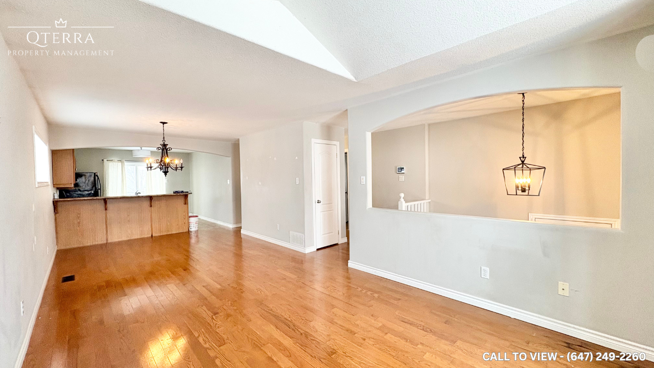 1-68 Fenning Dr, Courtice, Ontario L1E 3H2 - Photo 3 of 12