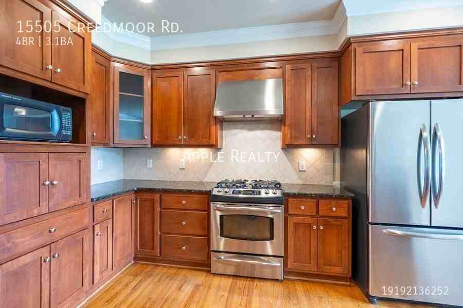 15505 Creedmoor Rd - Photo 7 of 38