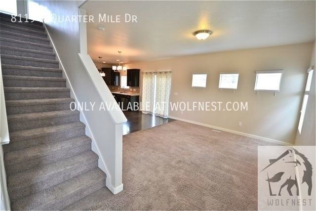 8119 N Quarter Mile Dr - Photo 3 of 46