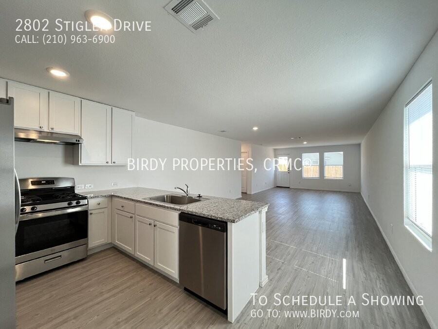 2802 Stigler Dr - Photo 7 of 39