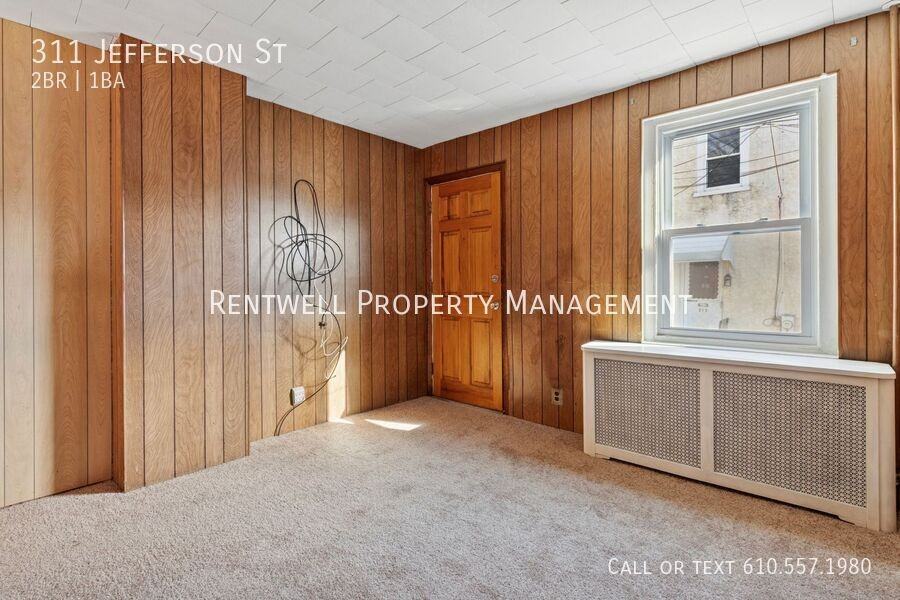 311 Jefferson St - Photo 6 of 16