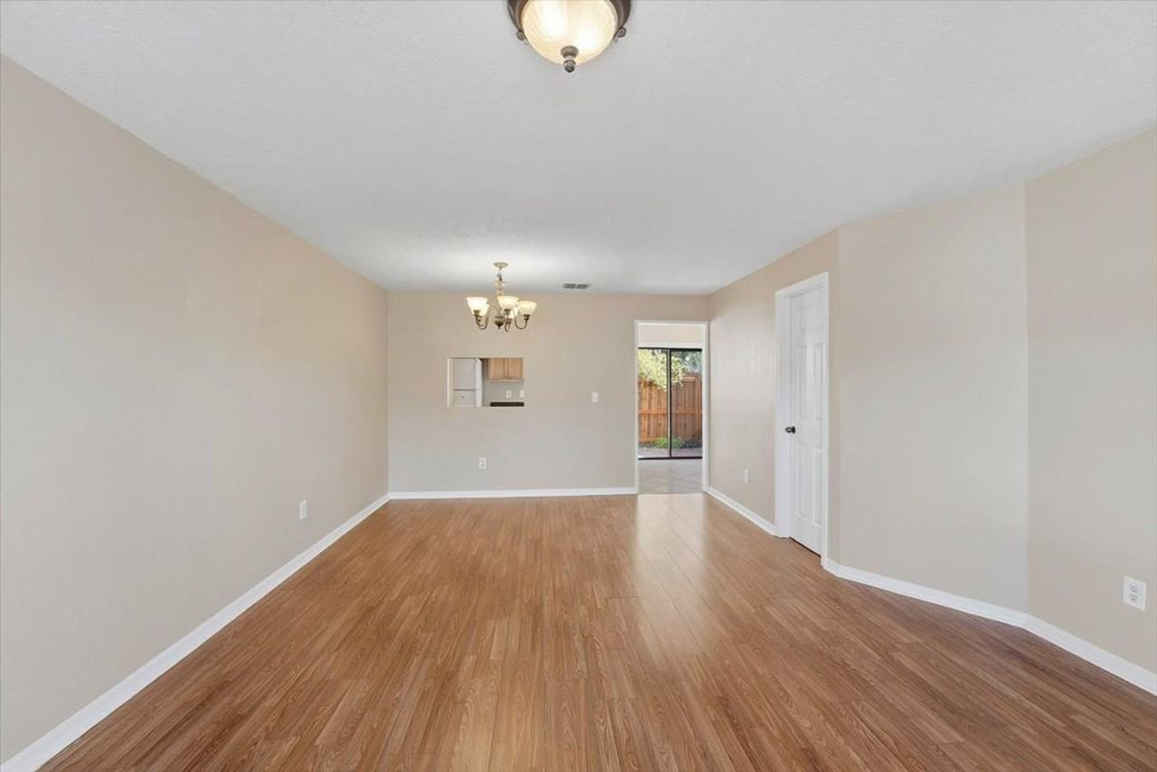 1645 Sandy Point Sq #73 - Photo 2 of 15