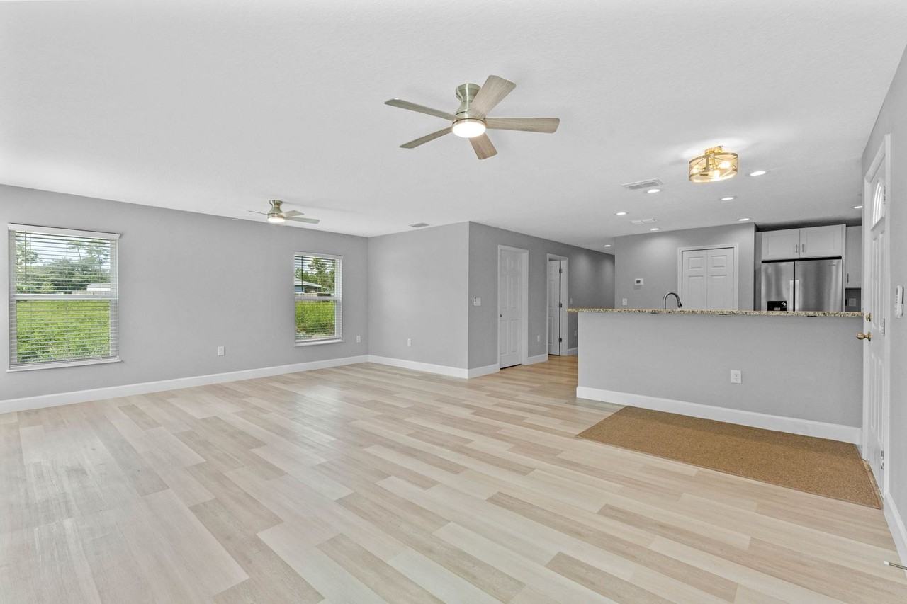 2930 Alatka Ln #A - Photo 2 of 16