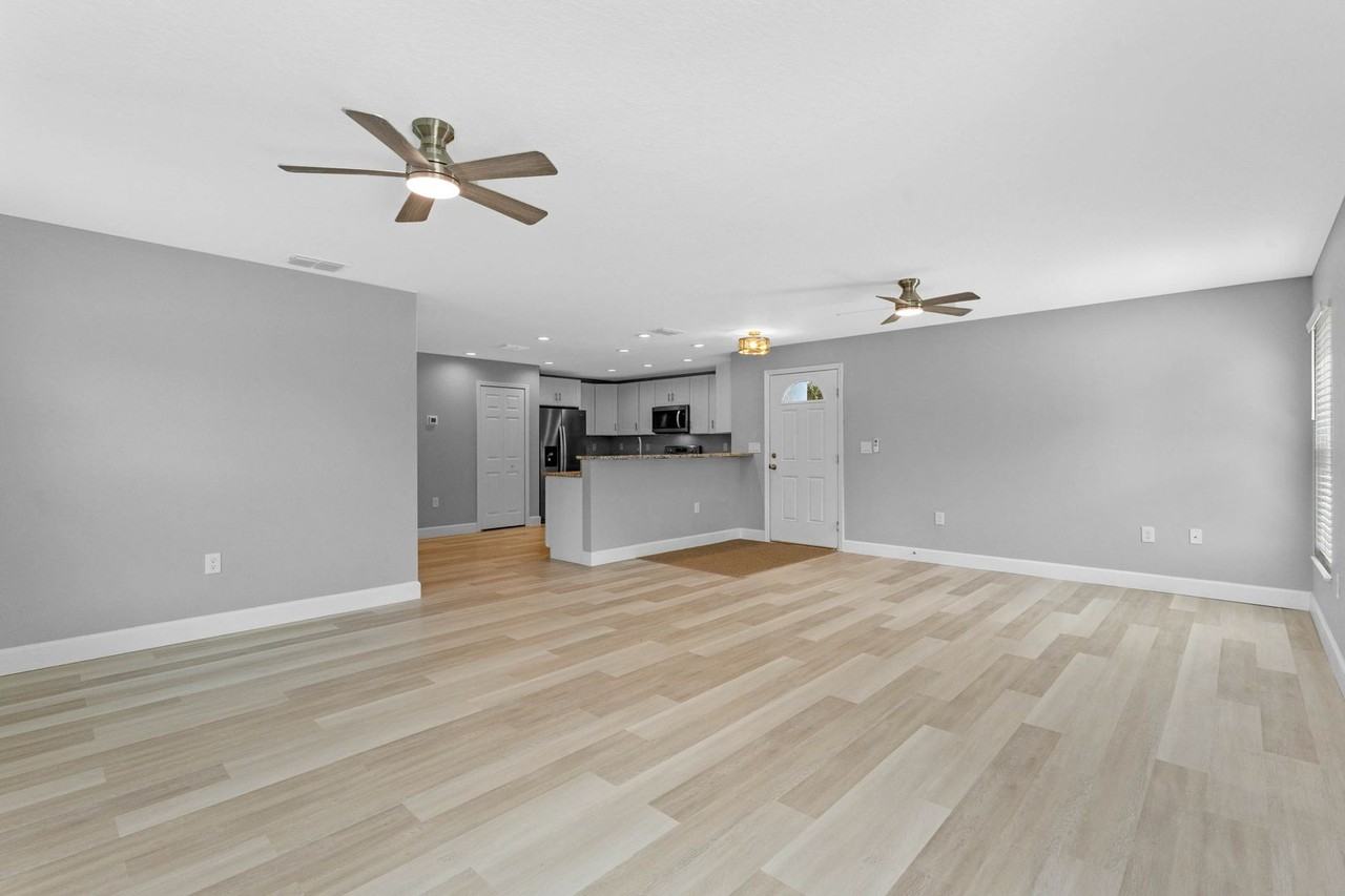 2930 Alatka Ln #A - Photo 4 of 16