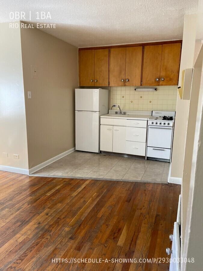 935 N Logan St #306 - Photo 3 of 23