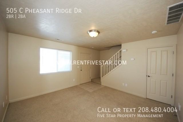 505 Pheasant Ridge Dr Apt C - Photo 5 of 14