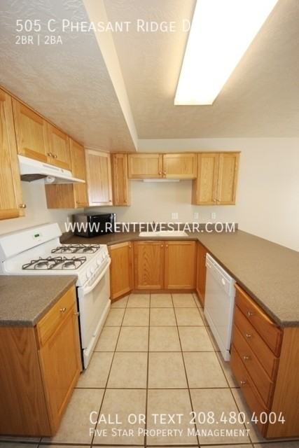 505 Pheasant Ridge Dr Apt C - Photo 7 of 14